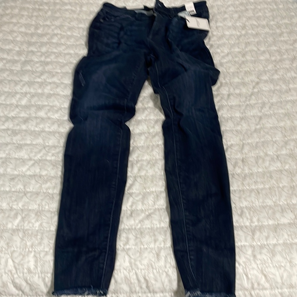 Judy Blue Skinny Fit Mid Rise Jeans
